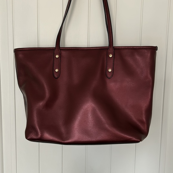 Coach Tote - Picture 2 of 3